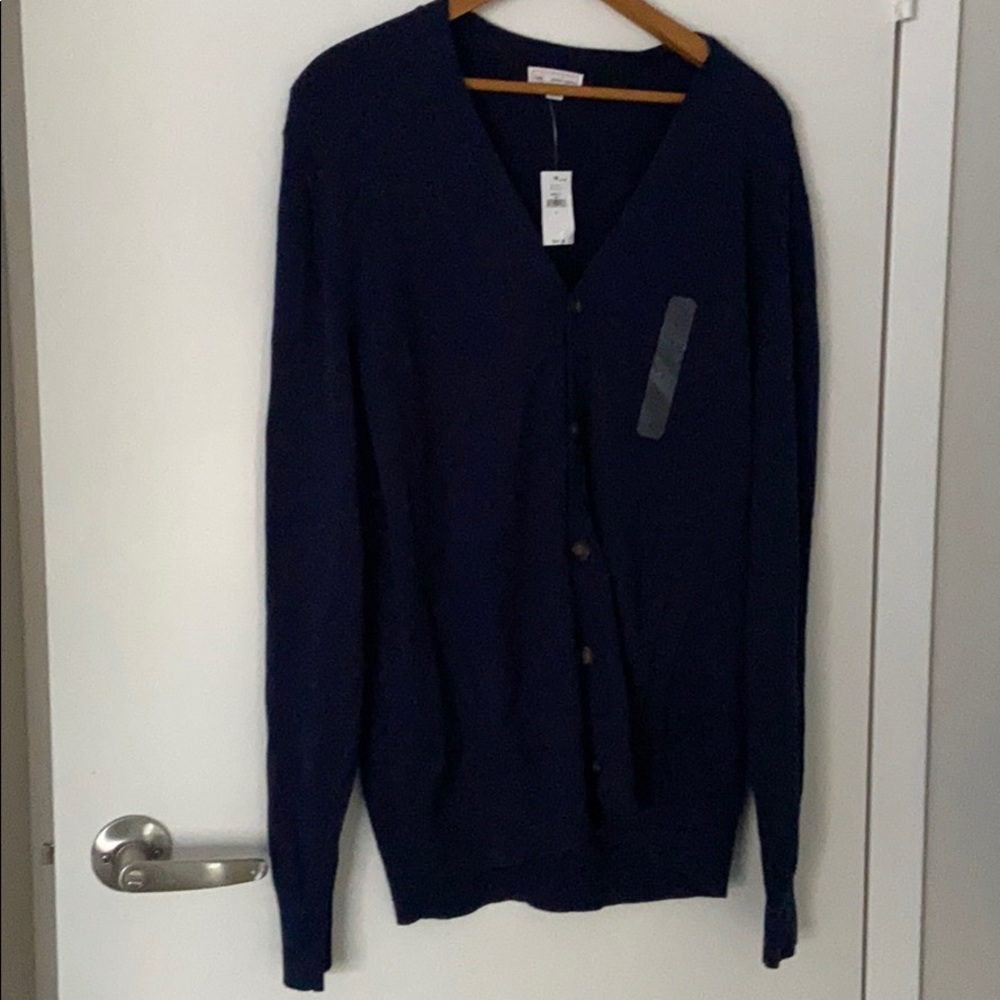 Gap v-neck button up sweater
